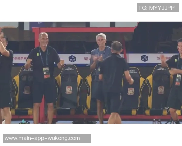 国安宣布塞蒂恩助教拉米罗阿马雷担任新任代理主帅 国安宣布塞蒂恩助教拉米罗阿马雷担任新任代理主帅