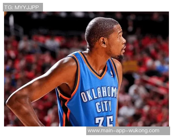 托马斯布莱恩特绝杀被帽怒推摄像头引发热议 托马斯布莱恩特绝杀被帽怒推摄像头引发热议