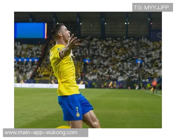 塞梅多传中C罗错失良机做出遗憾手势只差一点就能进球 塞梅多传中C罗错失良机做出遗憾手势只差一点就能进球