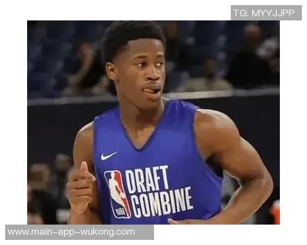 从牛奶箱到篮球场埃奇库姆的成功之路启示我们努力的重要性 从牛奶箱到篮球场埃奇库姆的成功之路启示我们努力的重要性