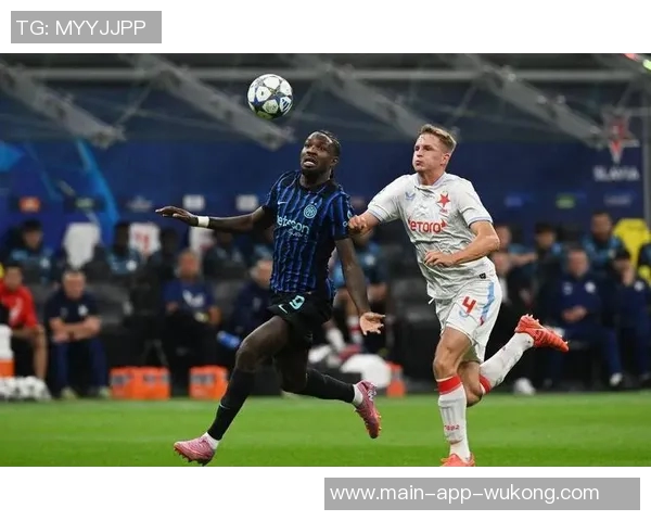 图拉姆九月表现出色国米最佳球员荣誉加身 图拉姆九月表现出色国米最佳球员荣誉加身