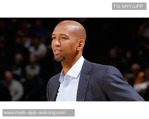 蒙蒂称赞罗伊年轻无弱点比肩邓肯的全能表现令人惊叹