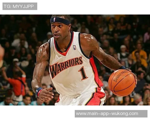 武圣称赞JJ与东里展现白人力量小里若落选全明星或因政治正确因素 武圣称赞JJ与东里展现白人力量小里若落选全明星或因政治正确因素